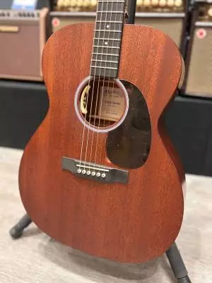 Martin Guitars - 000-10E SAPELE